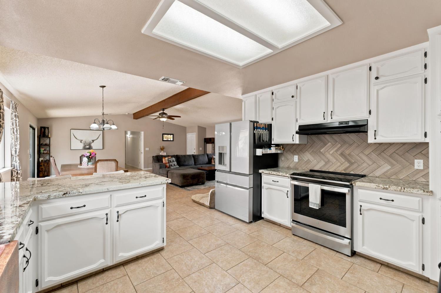 30691 Morgan Canyon Rd, Prather, CA 93651