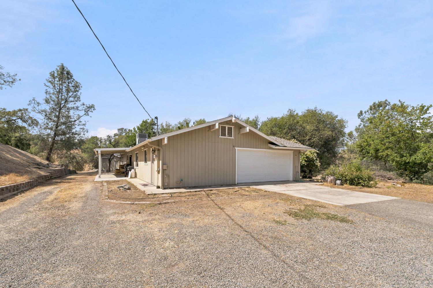 30691 Morgan Canyon Rd, Prather, CA 93651