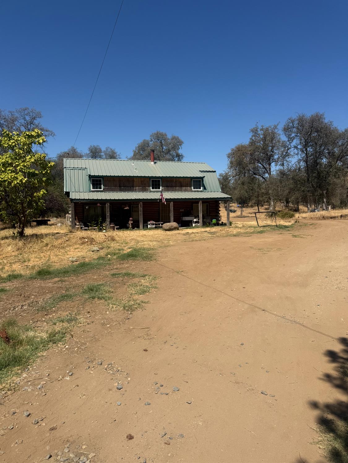 35635 Sage Ln, Yokuts Valley, CA 93675
