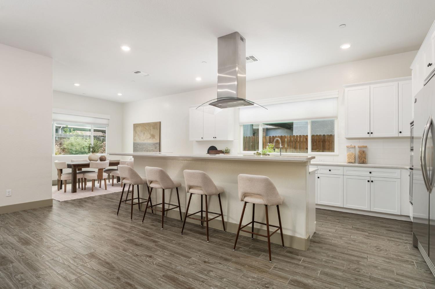 6346 E Fedora Ave, Fresno, CA 93727