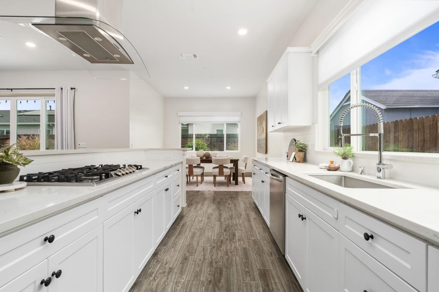 6346 E Fedora Ave, Fresno, CA 93727