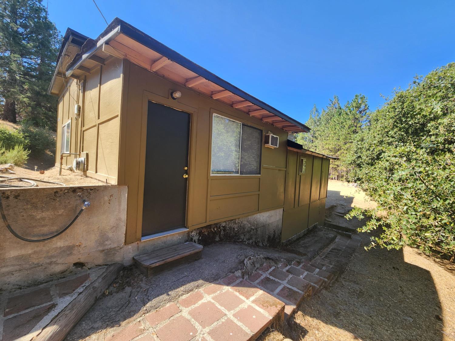 49832 Road 426, Oakhurst, CA 93644