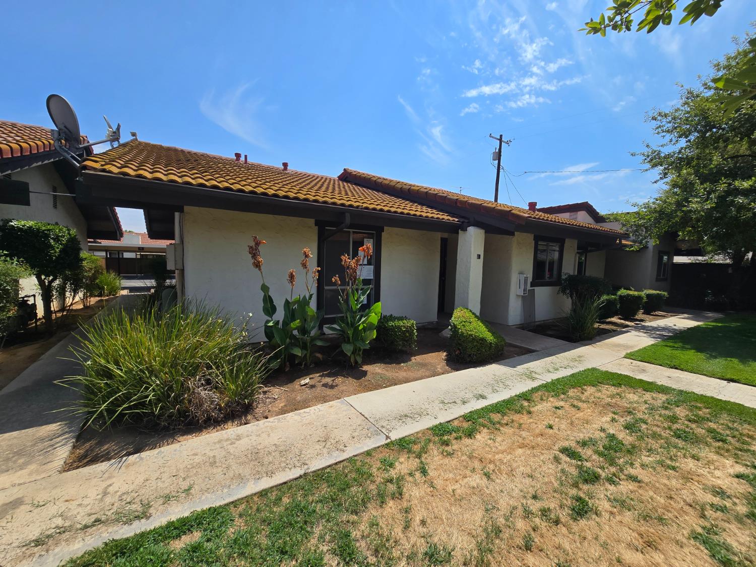 6338 N Maroa Ave #110, Fresno, CA 93704