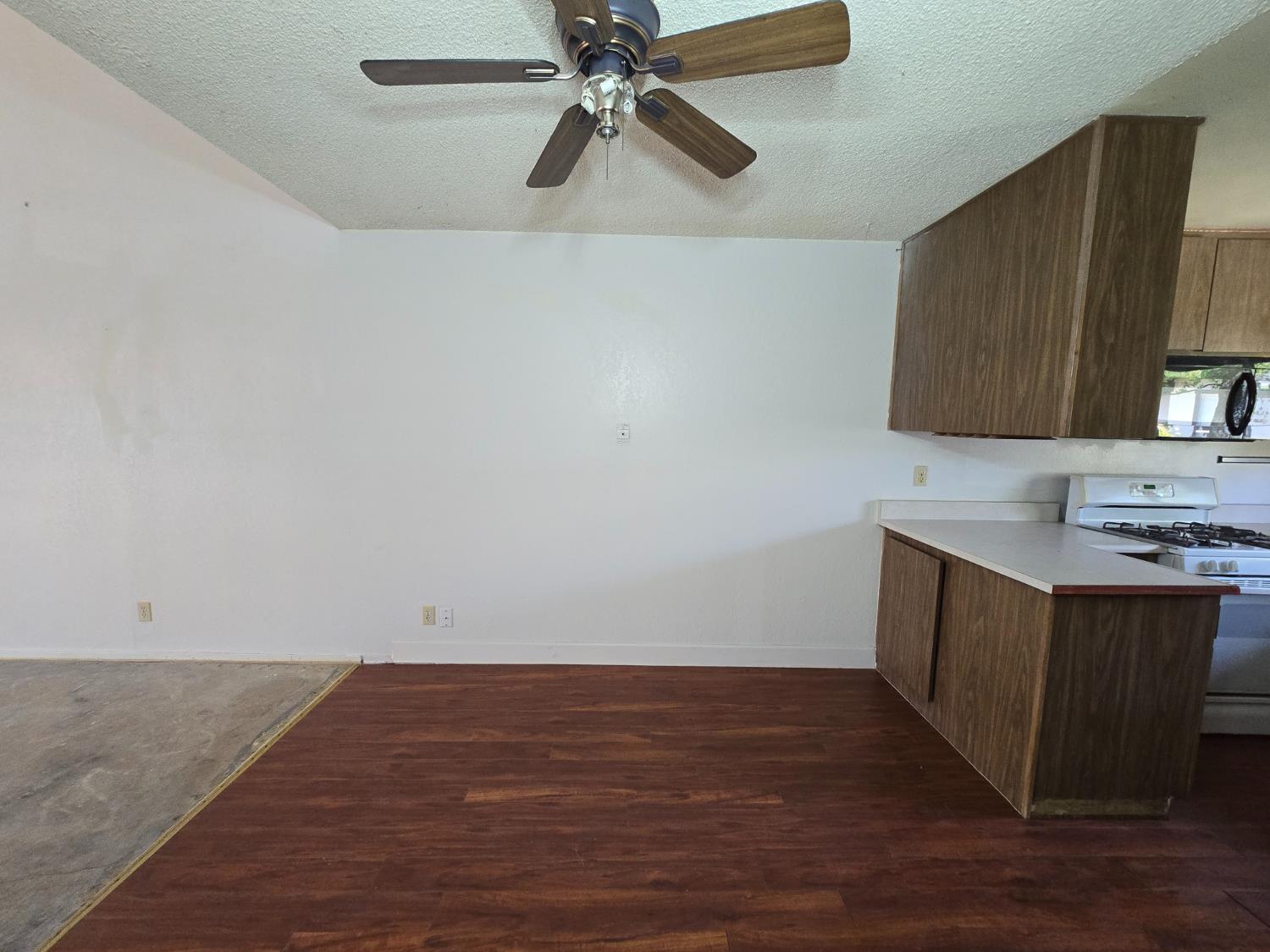 6338 N Maroa Ave #110, Fresno, CA 93704