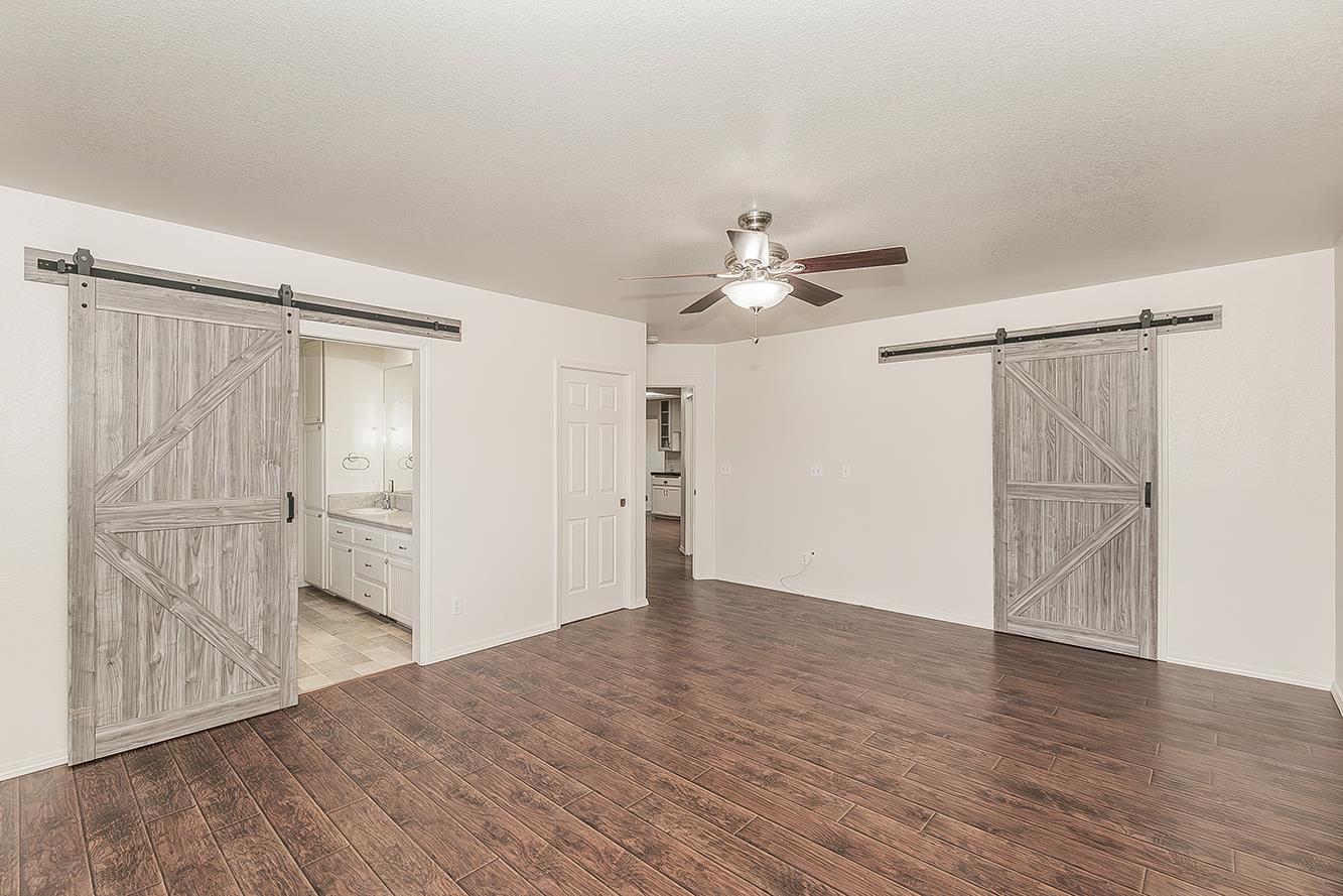 12725 S Fowler Ave, Selma, CA 93662