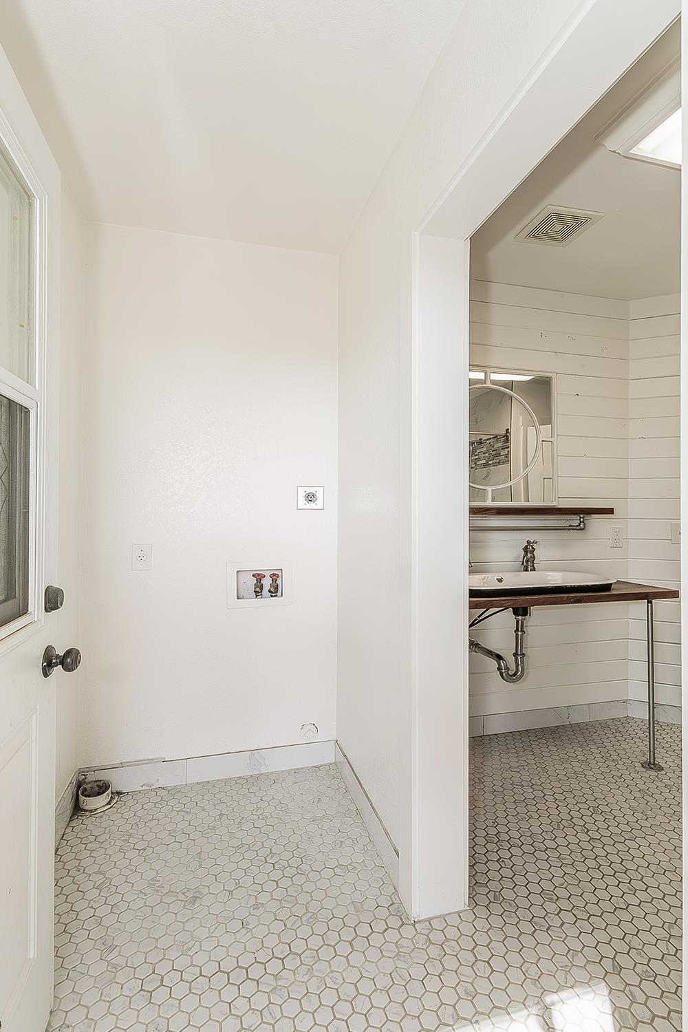 12725 S Fowler Ave, Selma, CA 93662