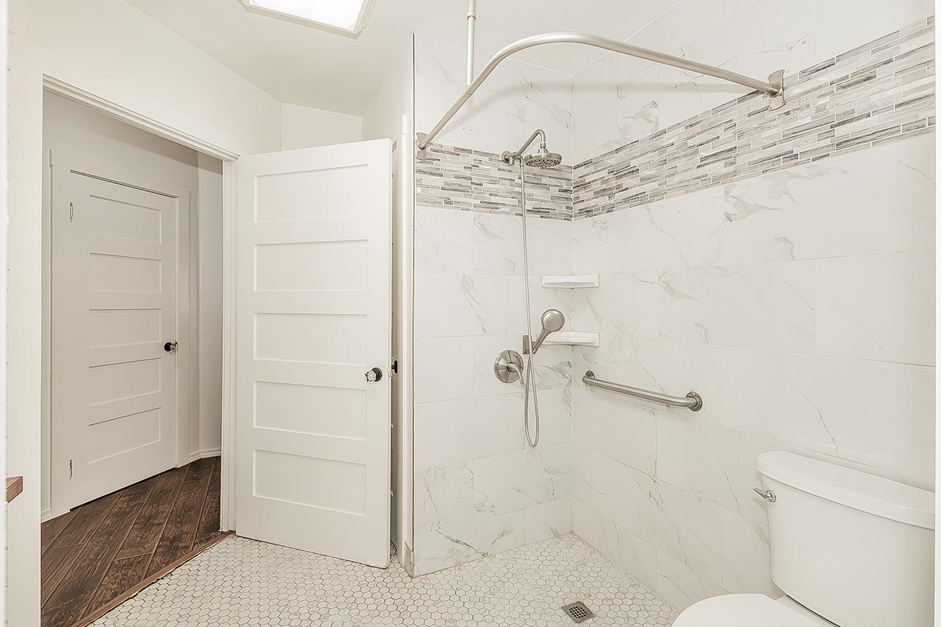 12725 S Fowler Ave, Selma, CA 93662