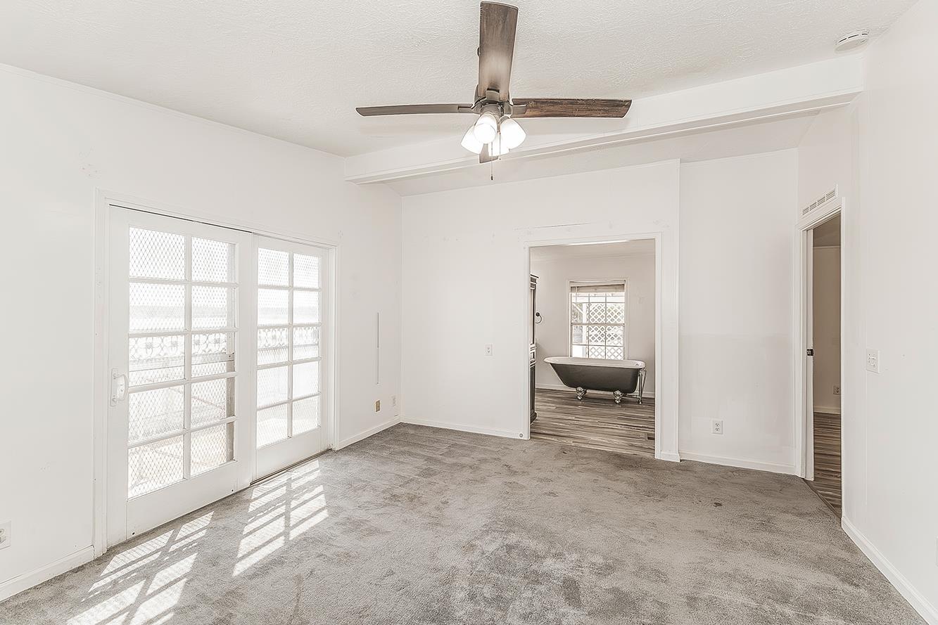 12725 S Fowler Ave, Selma, CA 93662