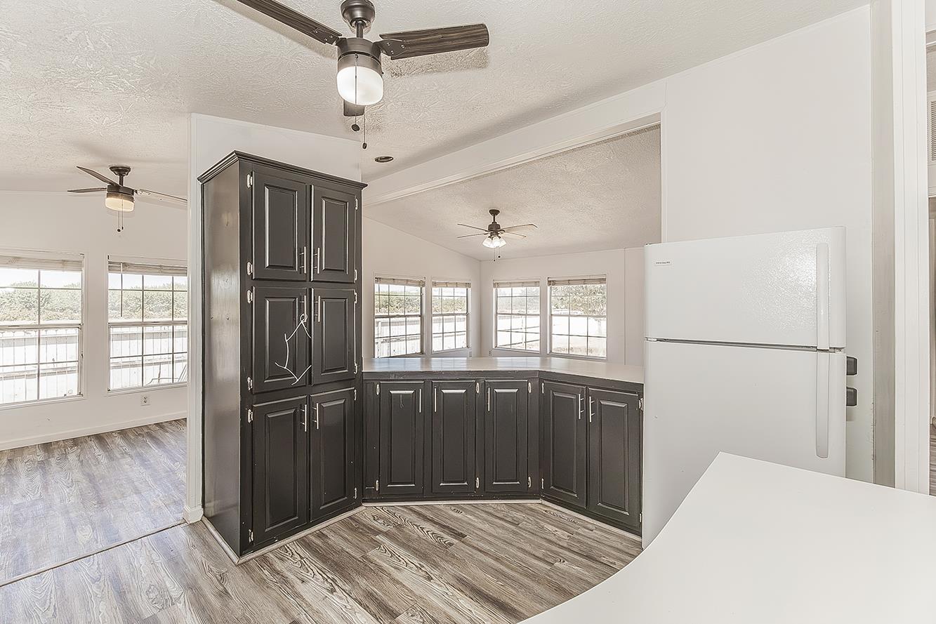 12725 S Fowler Ave, Selma, CA 93662