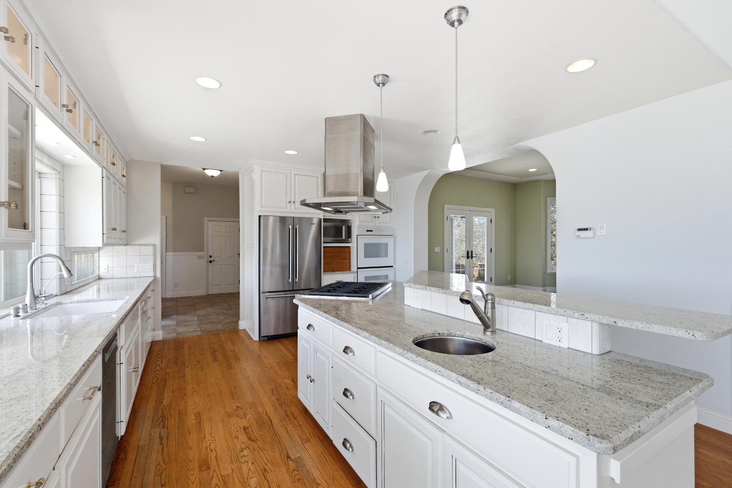 42158 John Muir Dr, Coarsegold, CA 93614