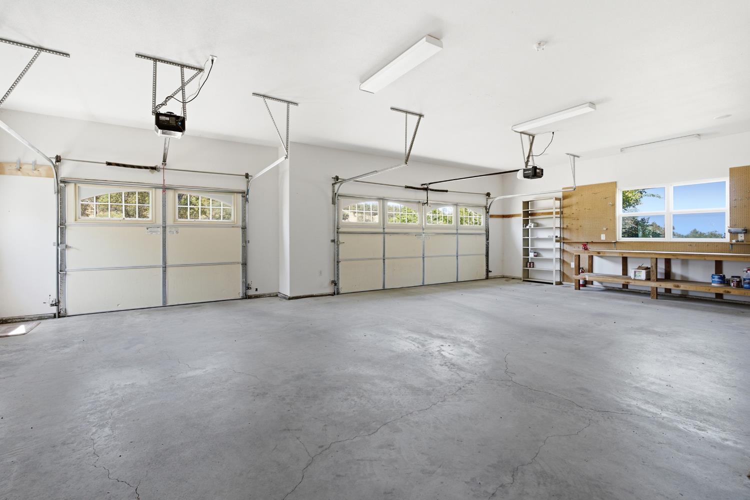 42158 John Muir Dr, Coarsegold, CA 93614