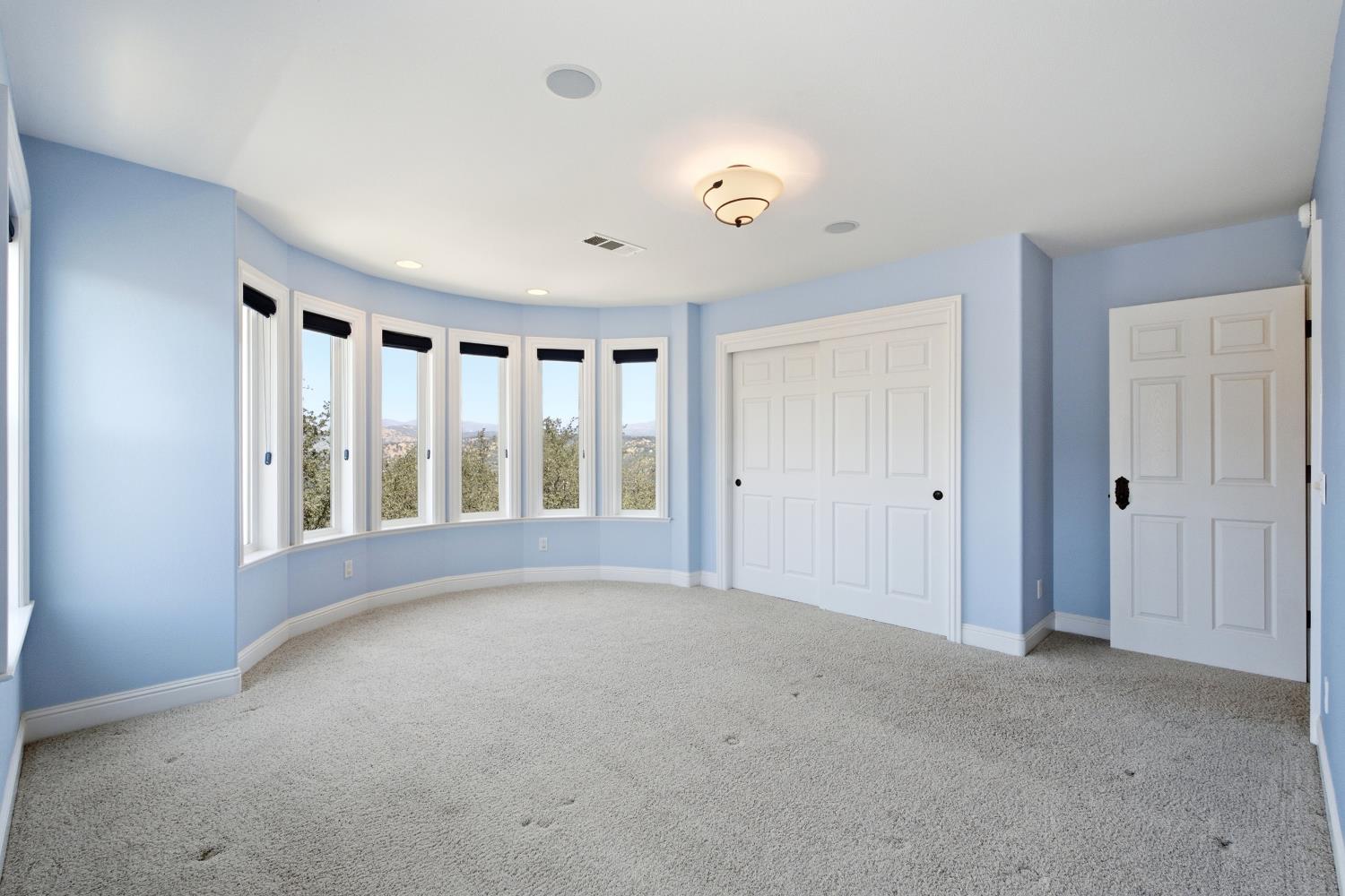 42158 John Muir Dr, Coarsegold, CA 93614
