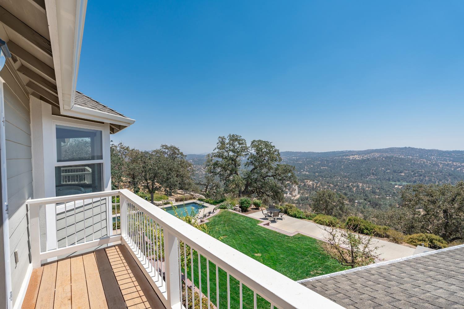 42158 John Muir Dr, Coarsegold, CA 93614