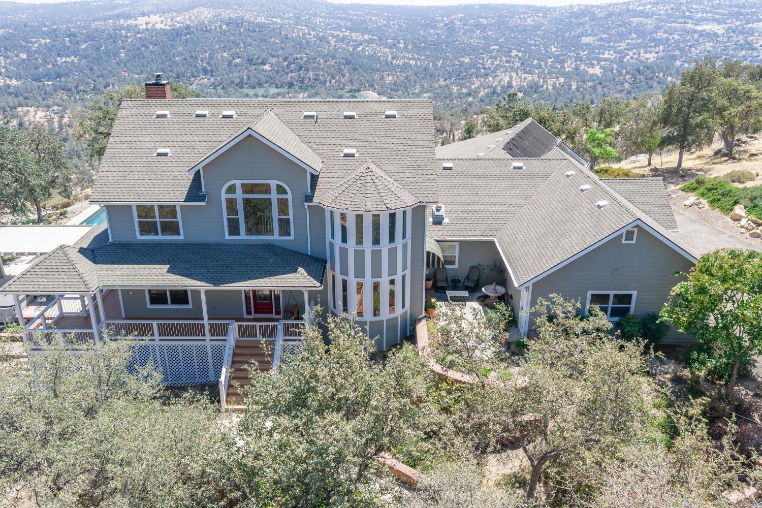42158 John Muir Dr, Coarsegold, CA 93614