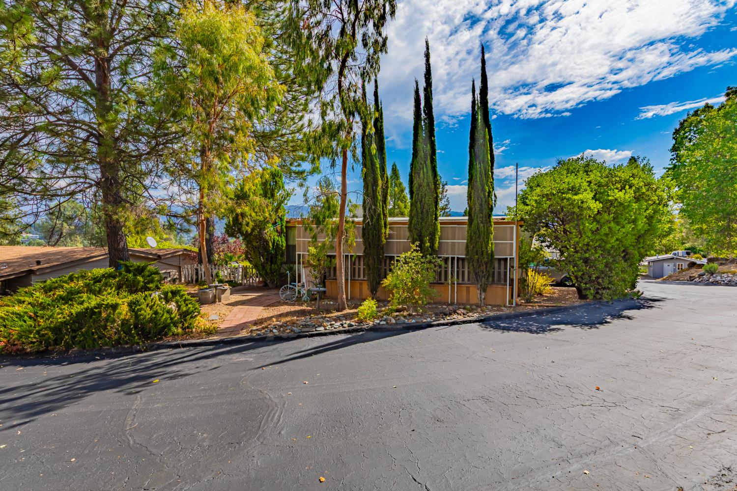 39678 Road 425B #59, Oakhurst, CA 93644