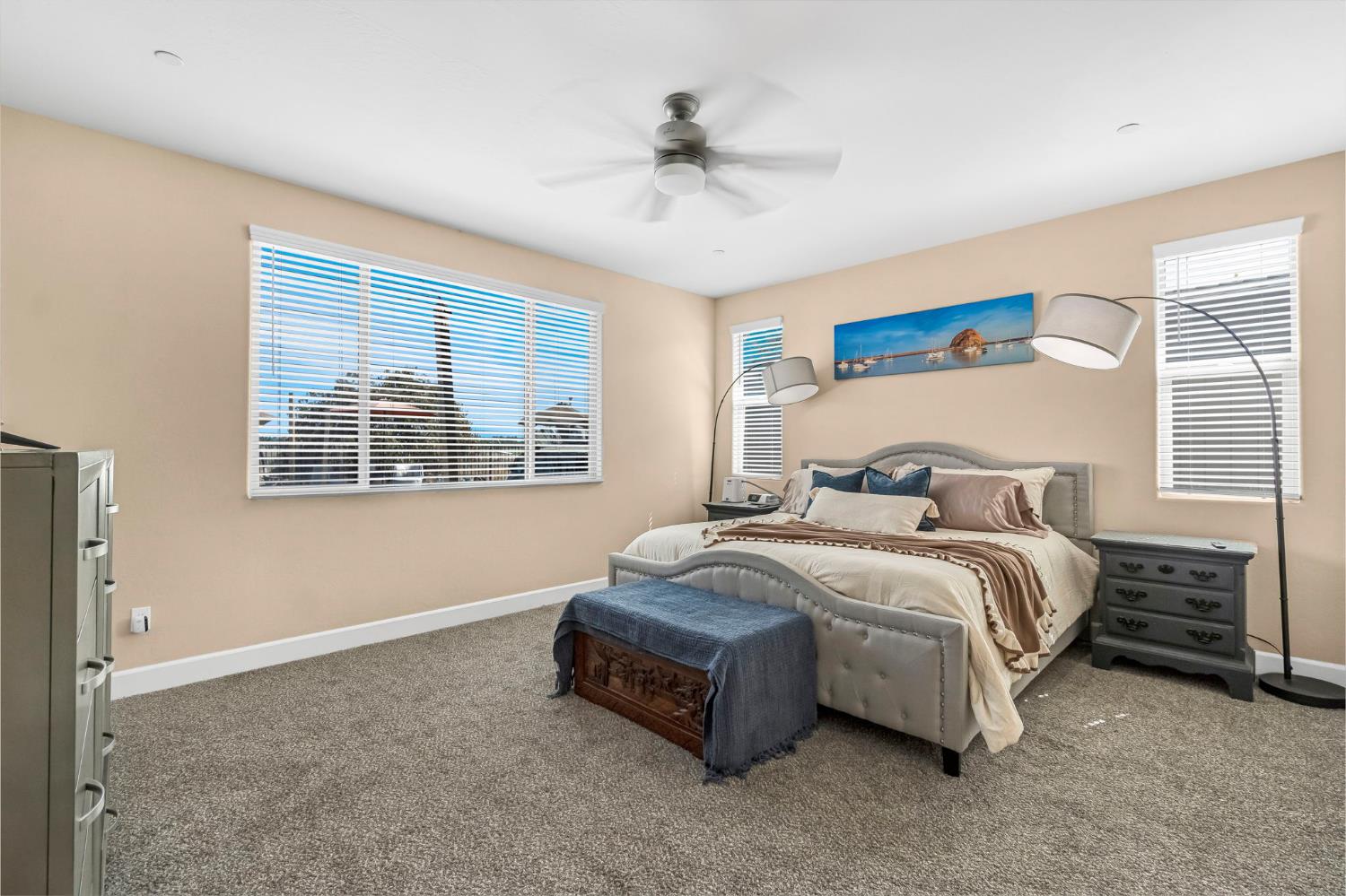 3387 W Kamm Ave, Dinuba, CA 93618