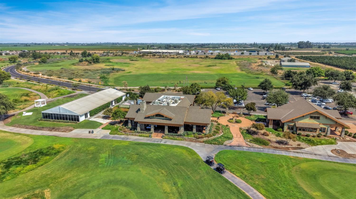 3387 W Kamm Ave, Dinuba, CA 93618