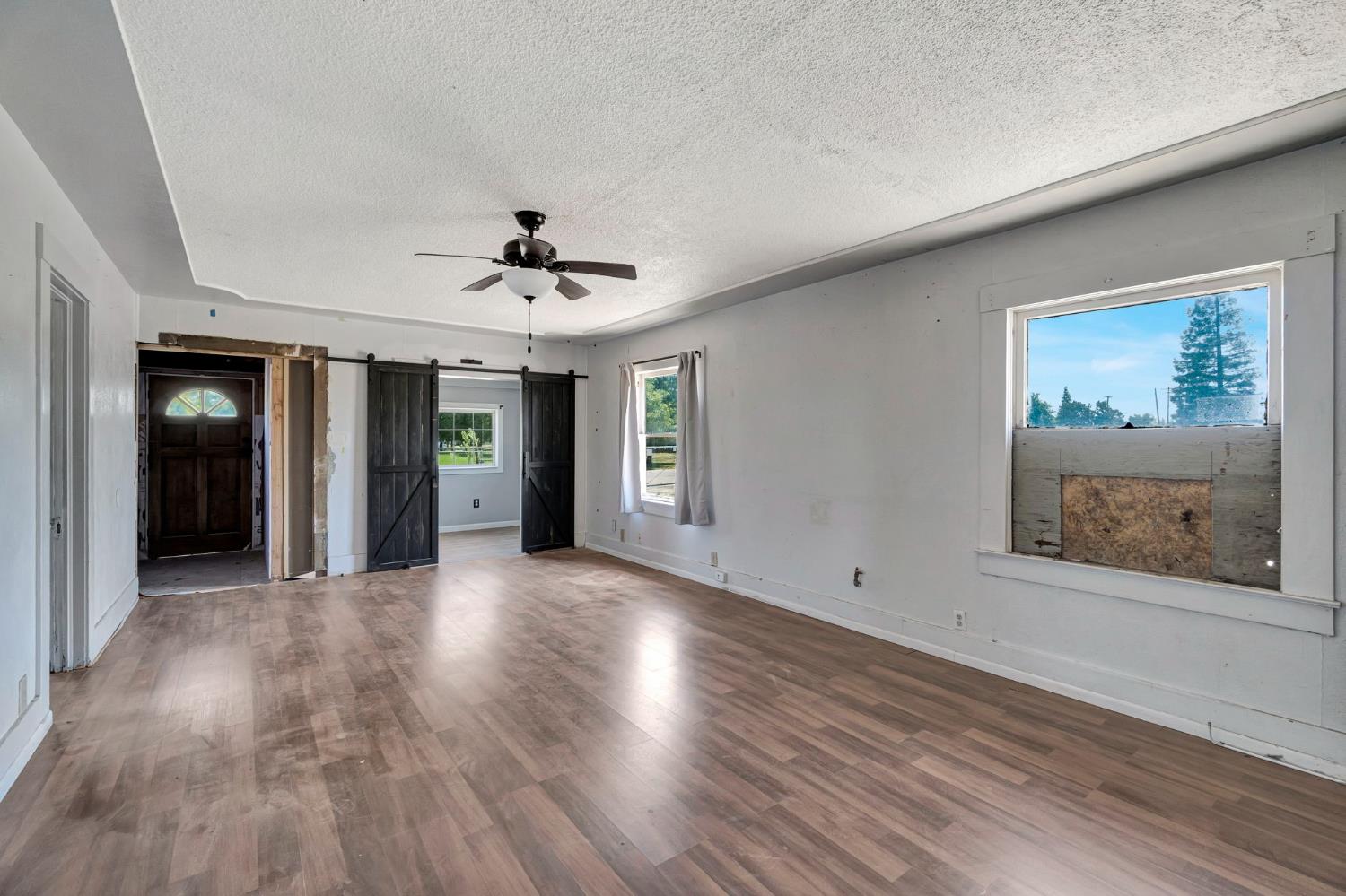 6071 S Clara, Fresno, CA 93706
