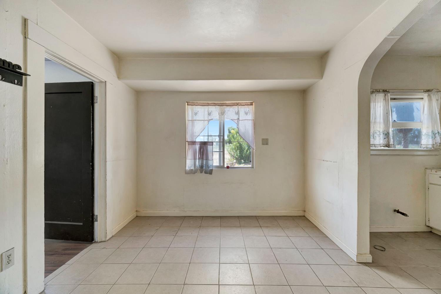 6071 S Clara, Fresno, CA 93706