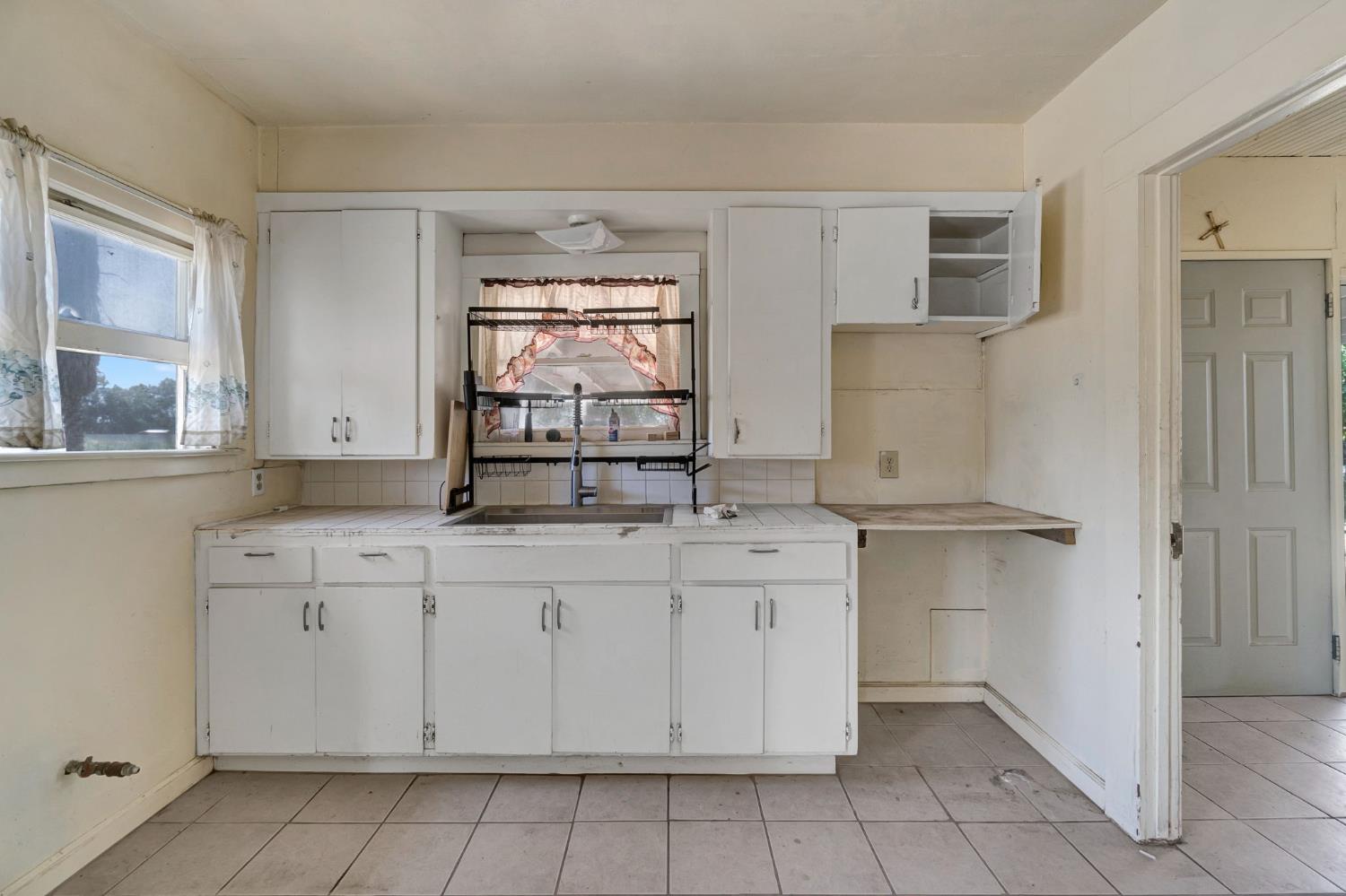 6071 S Clara, Fresno, CA 93706
