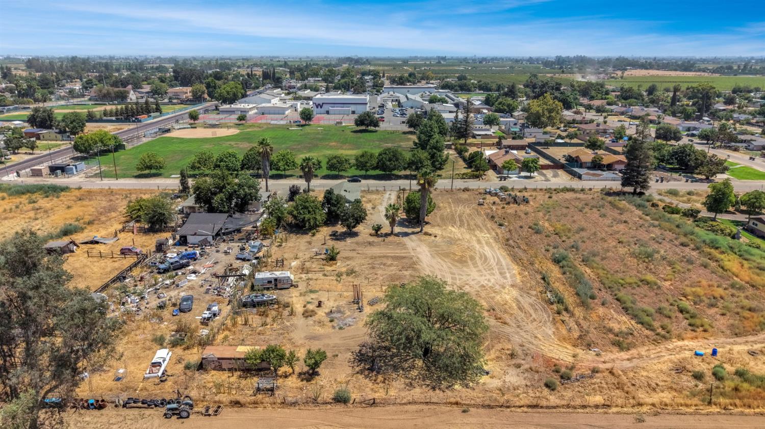 6071 S Clara, Fresno, CA 93706