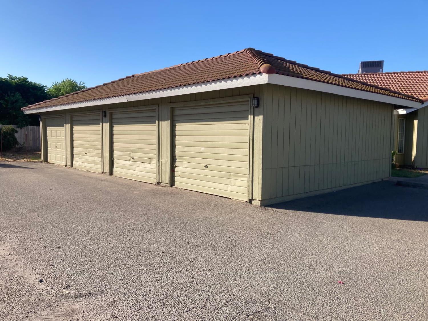 12473 Georgia Lane, Madera, CA 93637