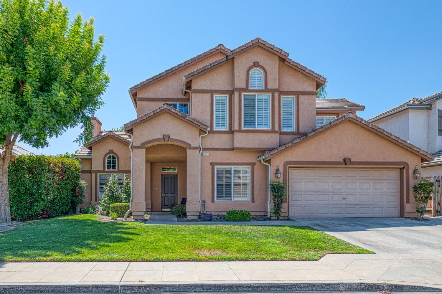 1173 E Carnoustie Ave, Fresno, CA 93730