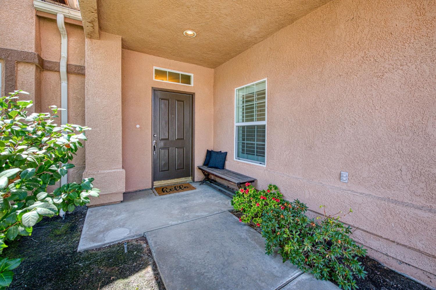 1173 E Carnoustie Ave, Fresno, CA 93730