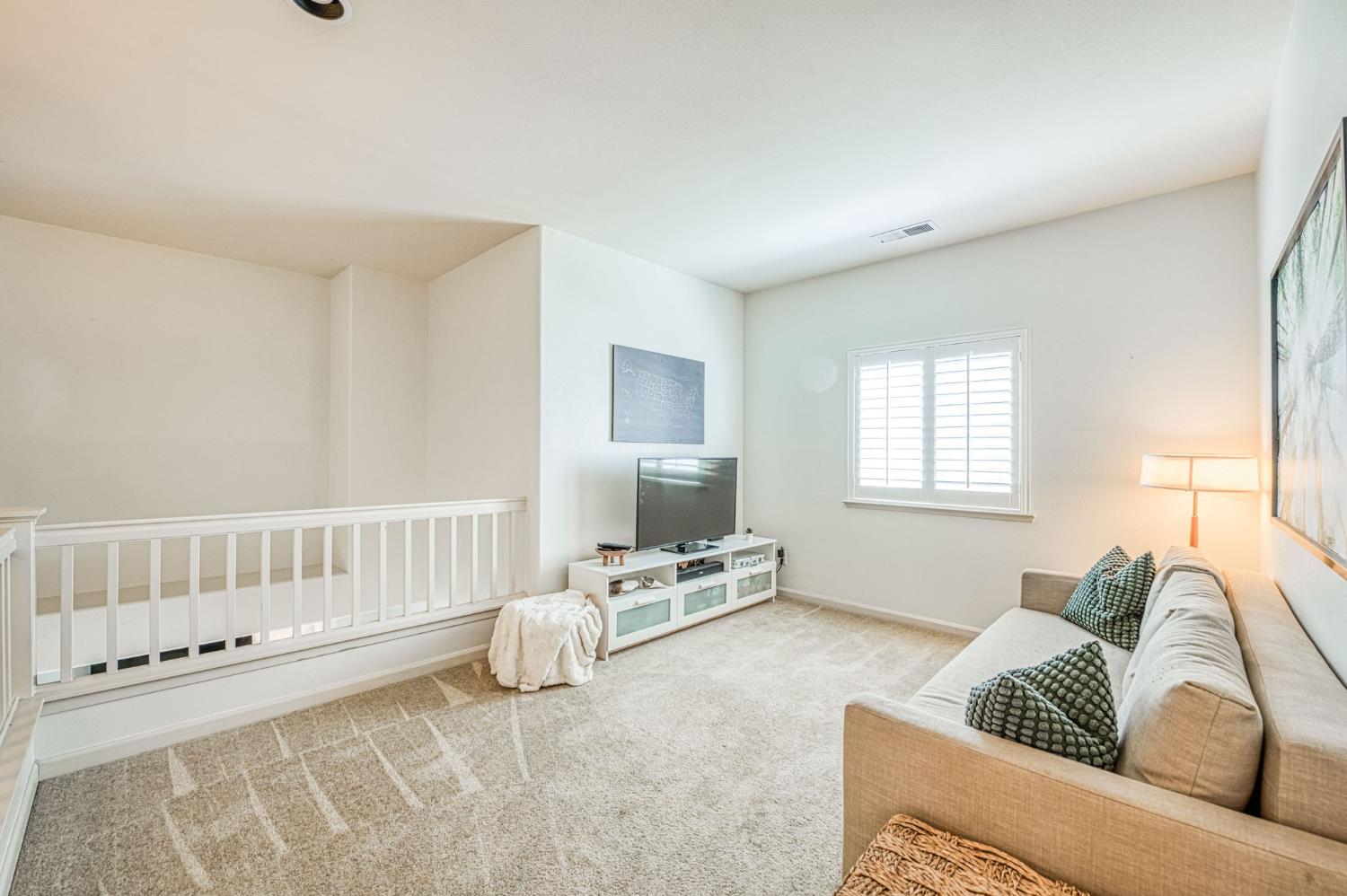 1173 E Carnoustie Ave, Fresno, CA 93730