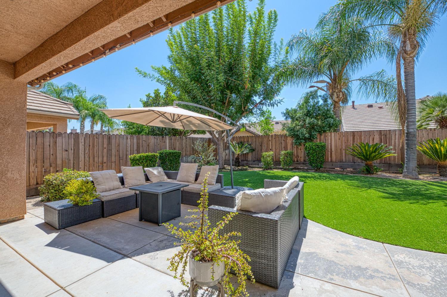 1173 E Carnoustie Ave, Fresno, CA 93730