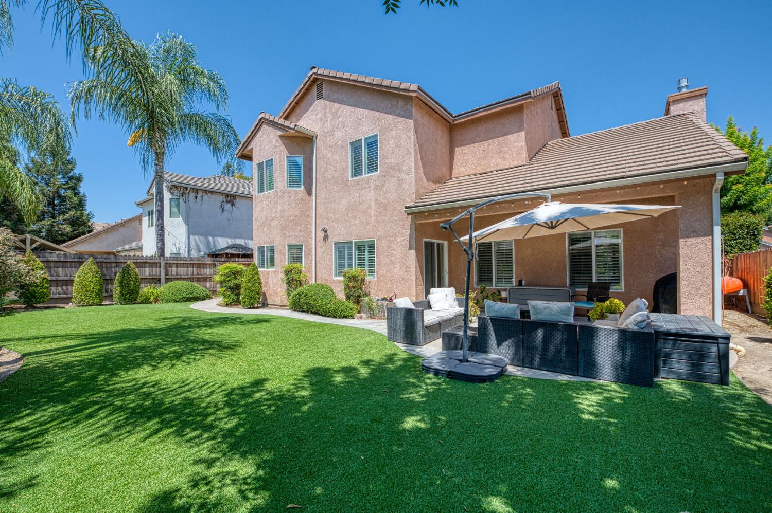 1173 E Carnoustie Ave, Fresno, CA 93730
