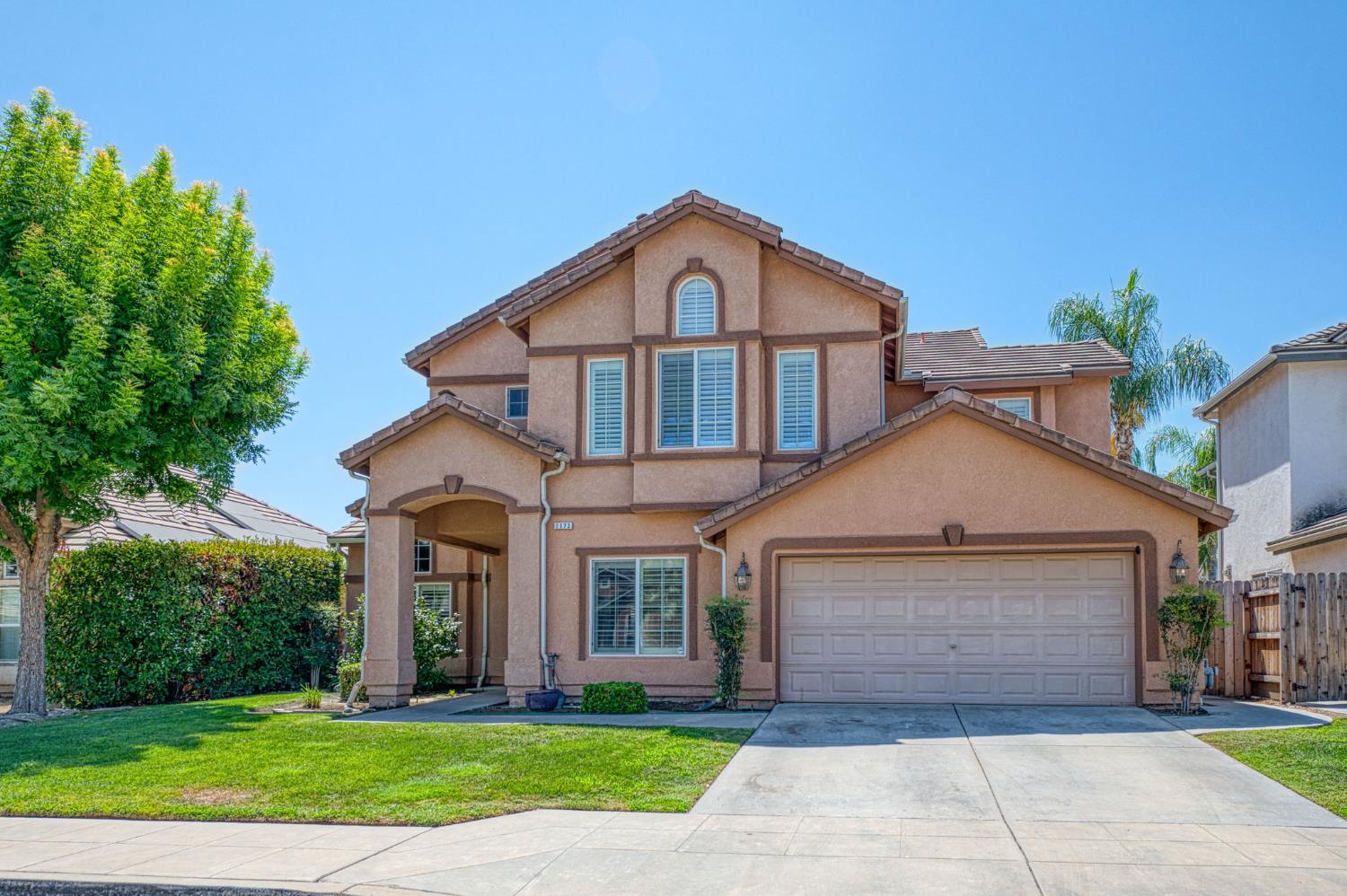 1173 E Carnoustie Ave, Fresno, CA 93730