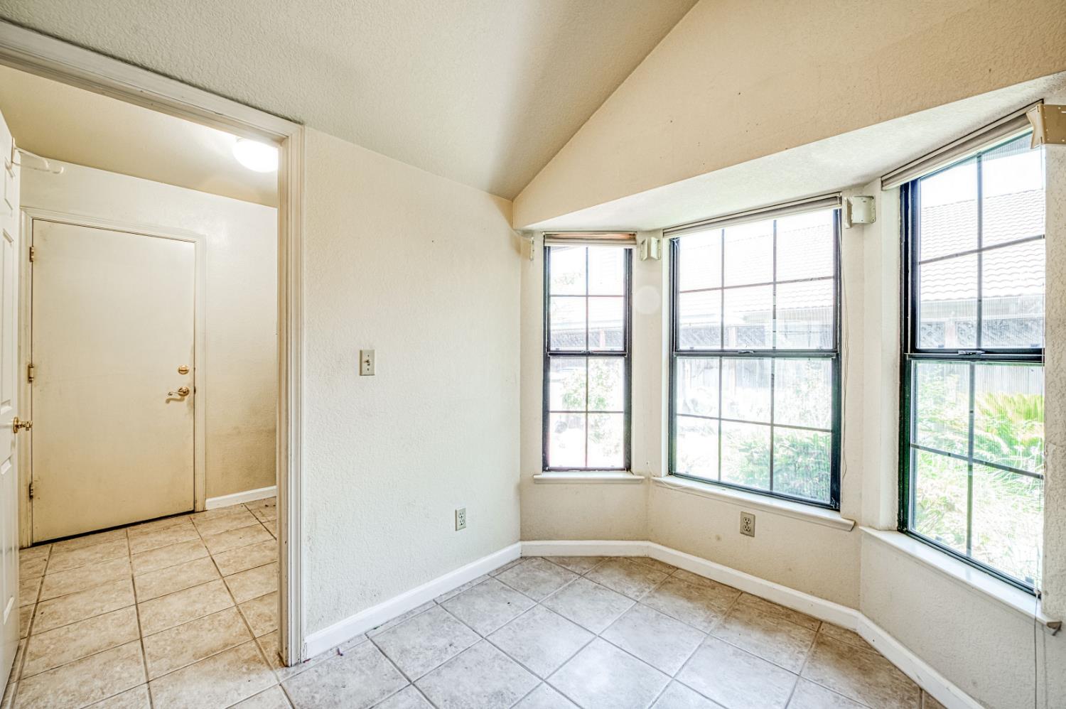 1229 W Bullard Ave #130, Fresno, CA 93711
