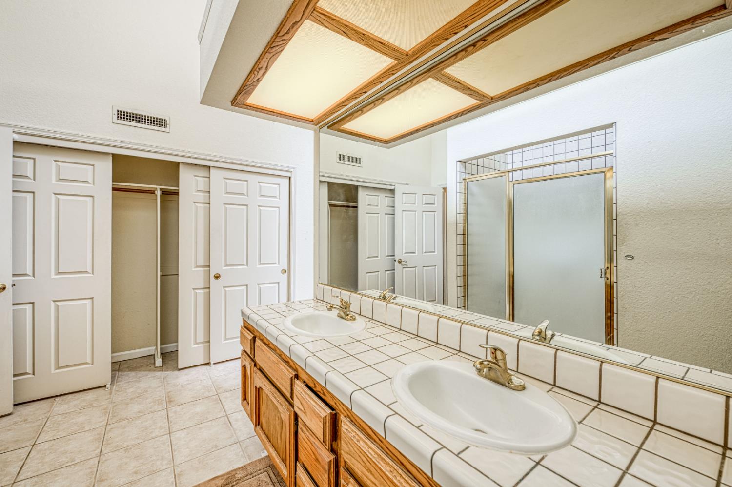 1229 W Bullard Ave #130, Fresno, CA 93711