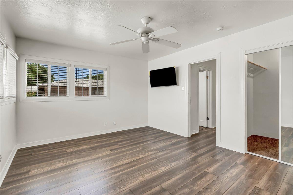 109 Lorita Way, Hanford, CA 93230