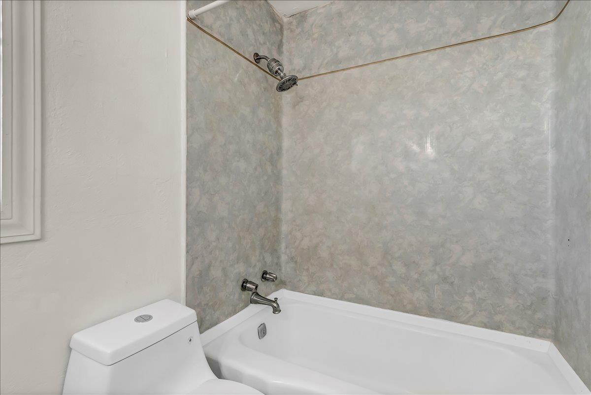 109 Lorita Way, Hanford, CA 93230