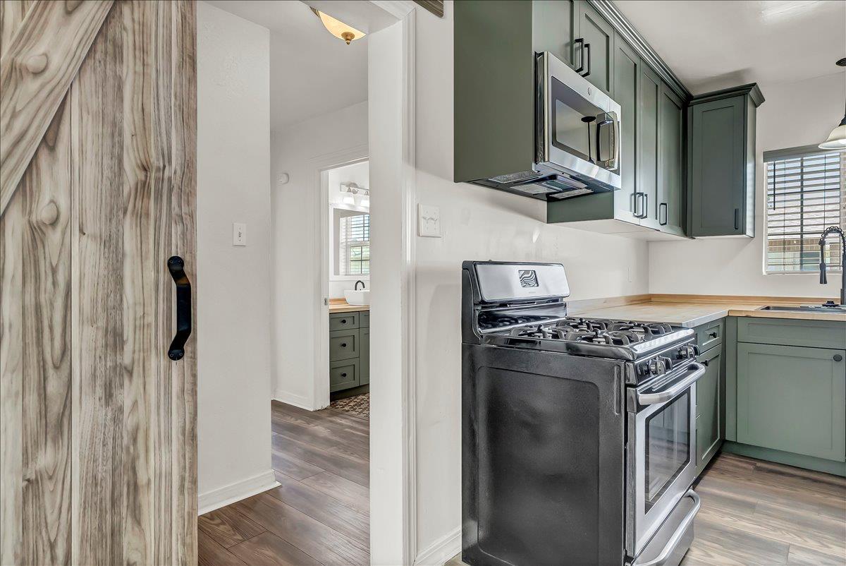 109 Lorita Way, Hanford, CA 93230