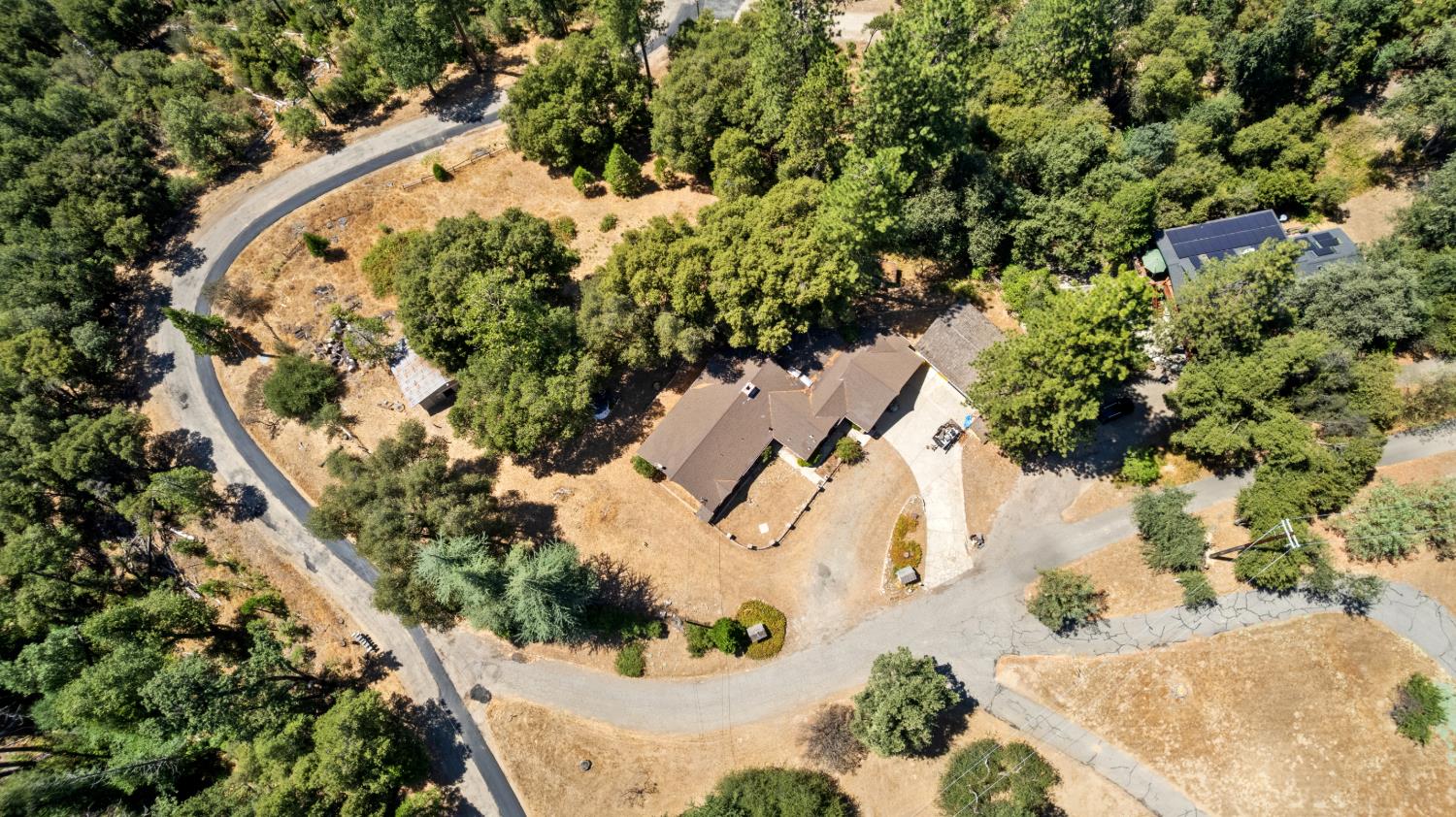 51711 S Ponderosa Way, Oakhurst, CA 93644
