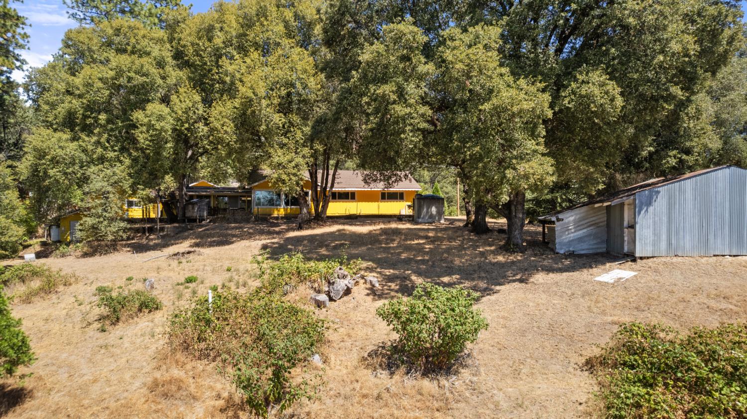 51711 S Ponderosa Way, Oakhurst, CA 93644