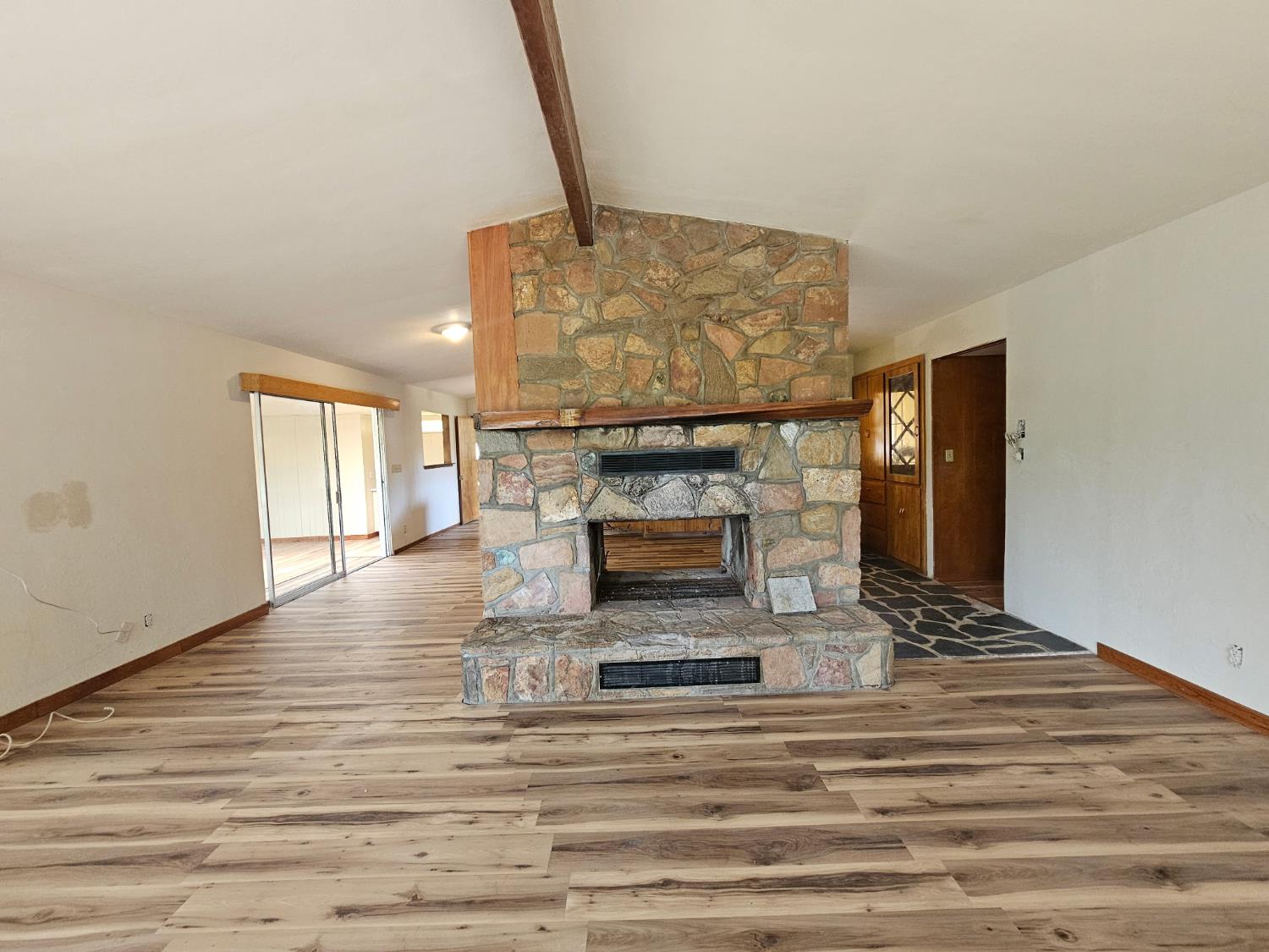 51711 S Ponderosa Way, Oakhurst, CA 93644