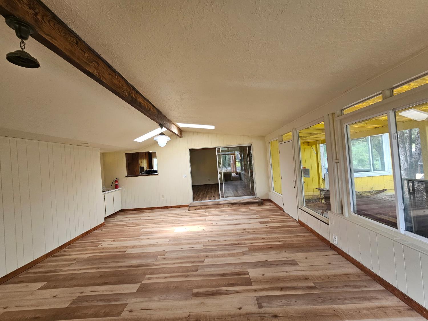 51711 S Ponderosa Way, Oakhurst, CA 93644