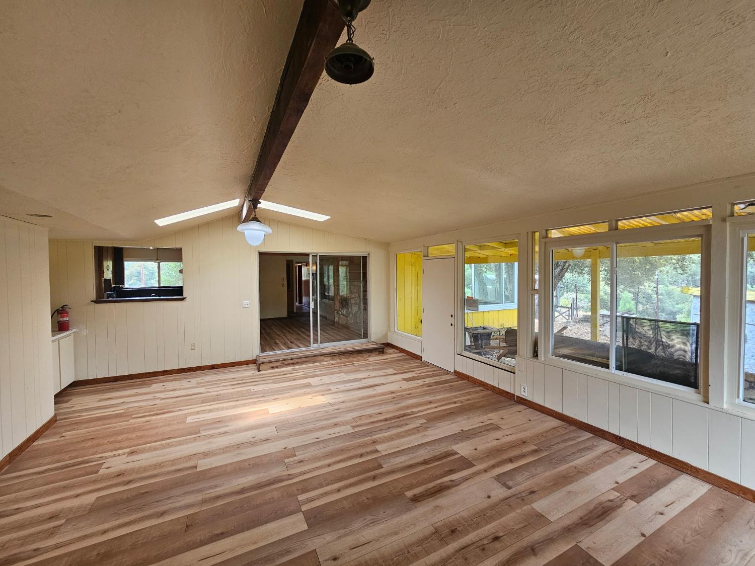 51711 S Ponderosa Way, Oakhurst, CA 93644