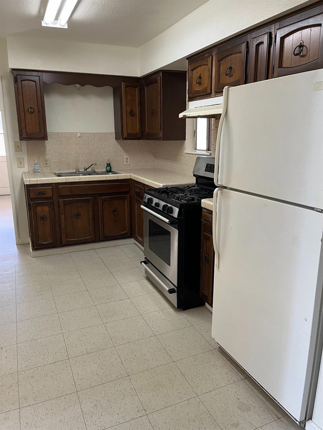 28686 Avenue 13 1/2, Madera, CA 93638