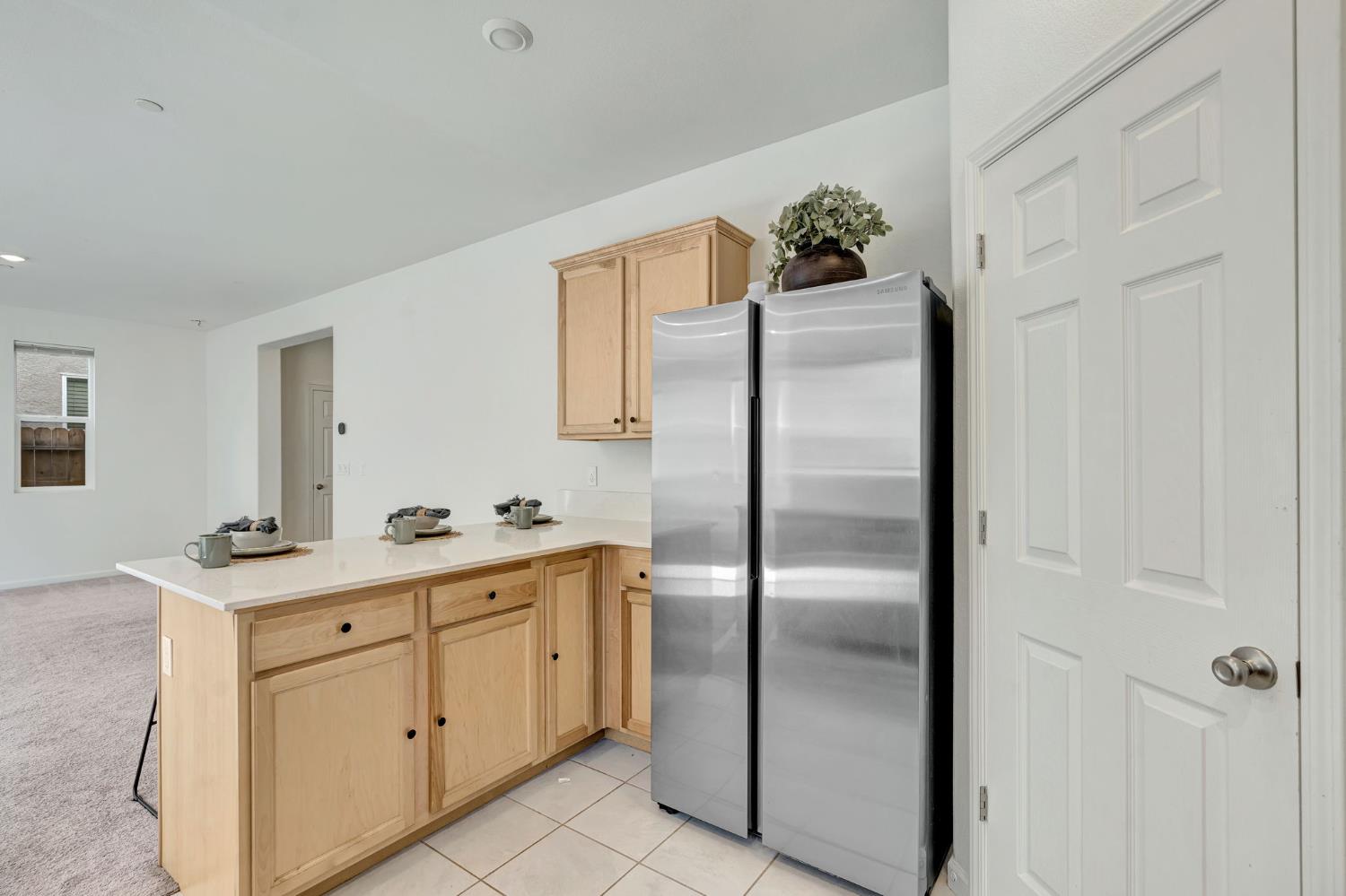 6627 E Madison Ave, Fresno, CA 93727