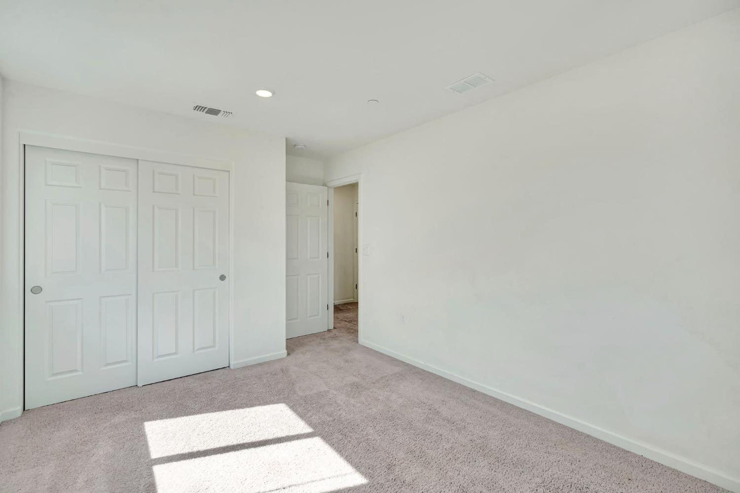 6627 E Madison Ave, Fresno, CA 93727