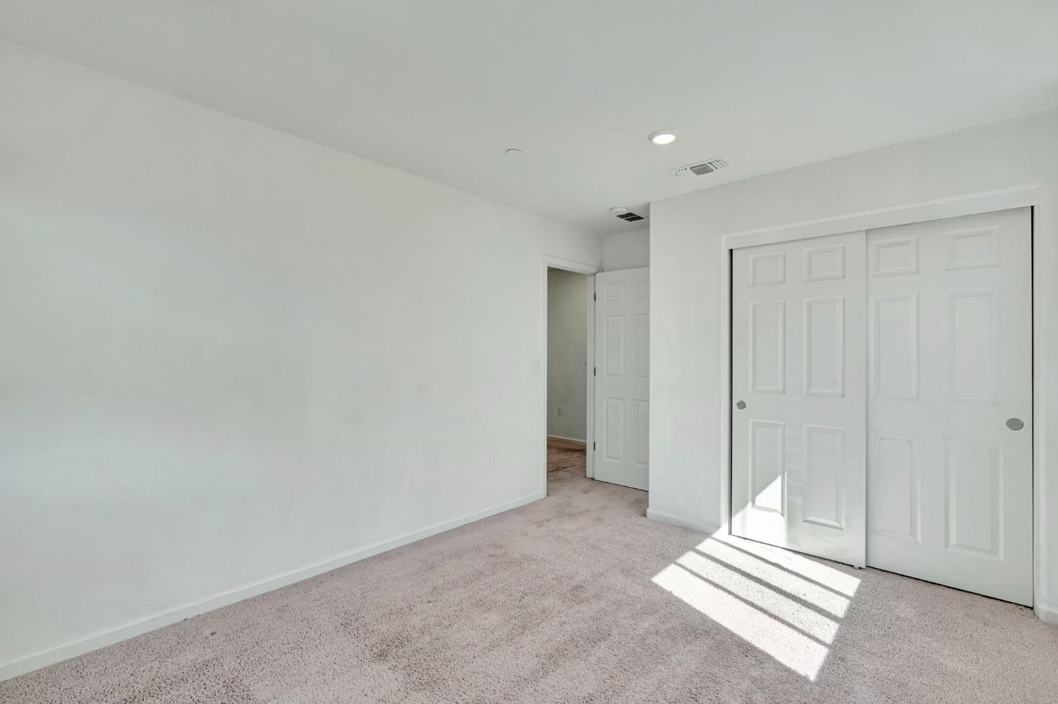 6627 E Madison Ave, Fresno, CA 93727
