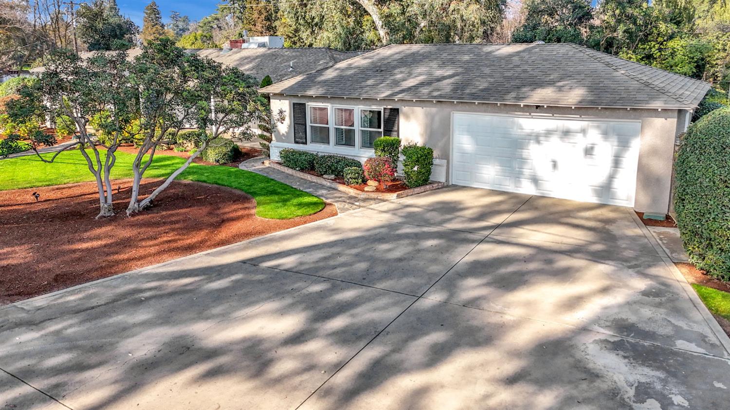 741 E Rialto Ave, Fresno, CA 93704