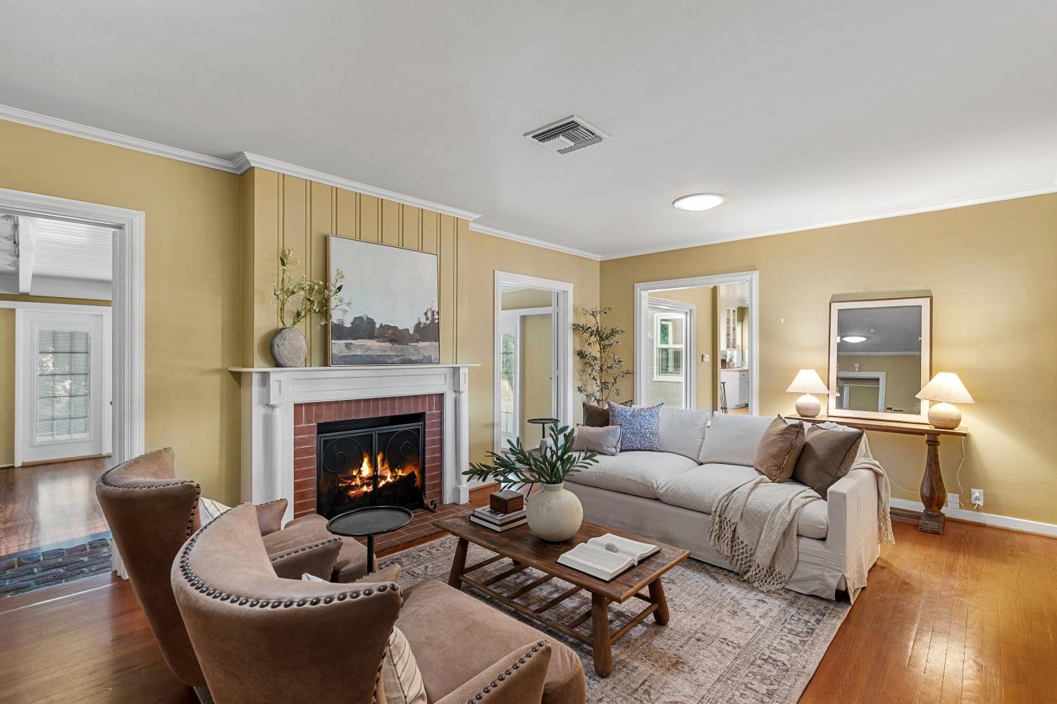741 E Rialto Ave, Fresno, CA 93704