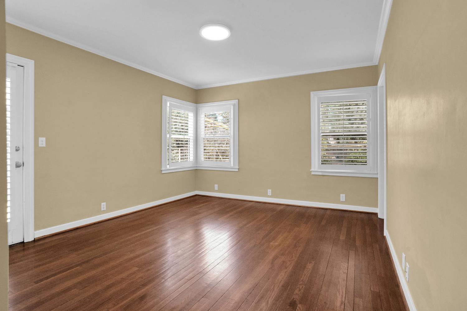 741 E Rialto Ave, Fresno, CA 93704