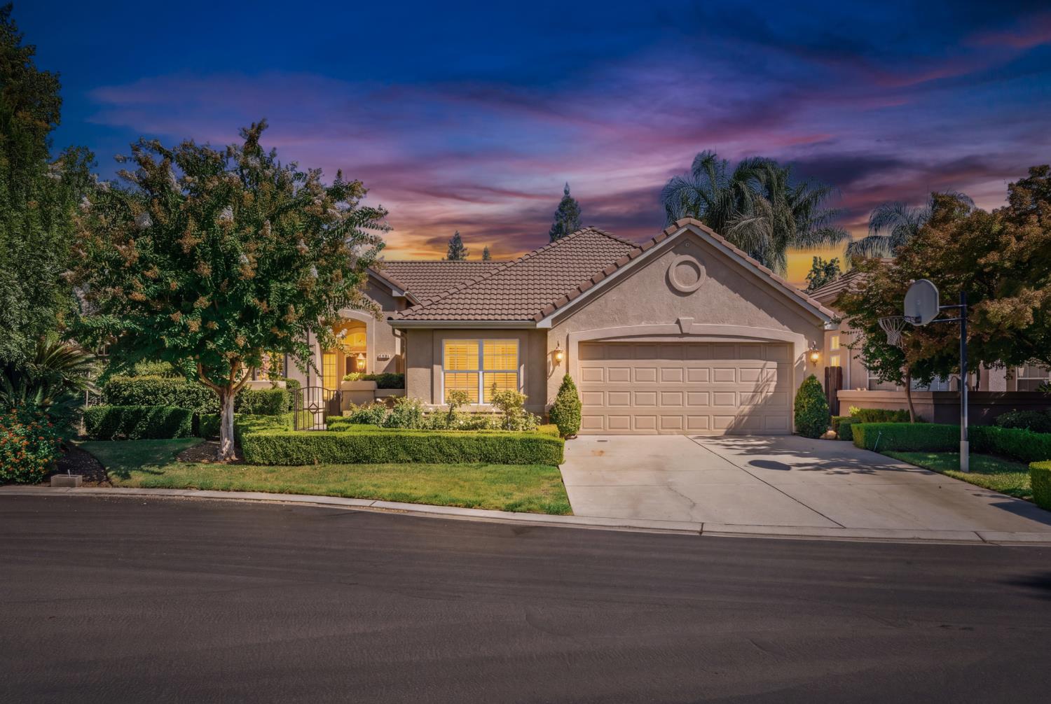 4626 W Polo Creek Ct, Fresno, CA 93722